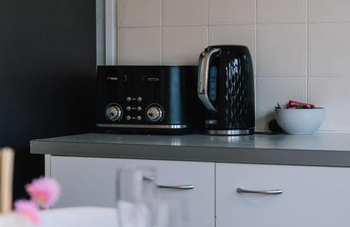 East Brisbane Casa | Cricket Fans Choice 2BR Walk to Gabba and Ferry