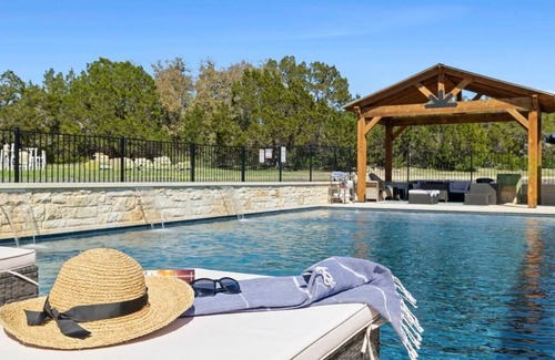 Dripping Springs Casa | Cricket Hill Ranch - Private Luxury Pool|Billiards