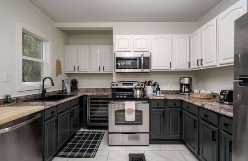 Northport Casa | Crimson Tide Cottage- 2 King Beds- 2.5 miles to UA