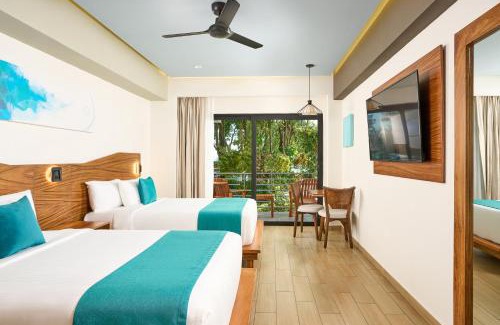 Chetumal Hotel | Cristalino Lagoon Front Hotel, Restaurant & Spa