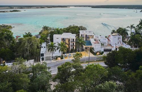 Chetumal Hotel | Cristalino Lagoon Front Hotel, Restaurant & Spa