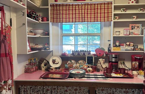 Julian Cabaña | Cristine's Cozy Cottage in the Woods - Close to Town and Pet Friendly!