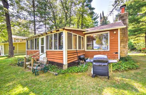 Crivitz Casa | Crivitz Lakefront Escape with Boat Dock and Slip!