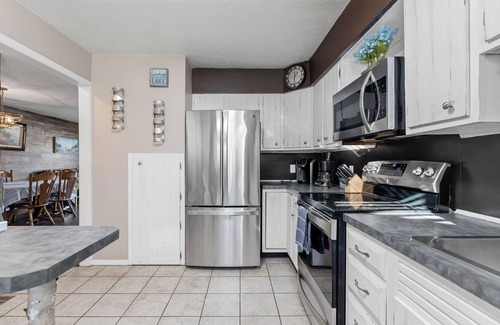 Twin Lake Casa | Crocker Lake Escape: A spacious 3-bedroom retreat with lake access and a hot tub.