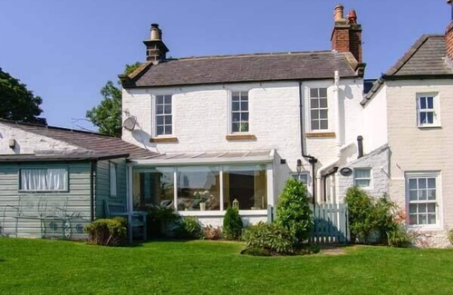 Fylingthorpe Cabaña | VISTA Croft, familias y dentro de la bahía de Robin Hood, Ref 938505