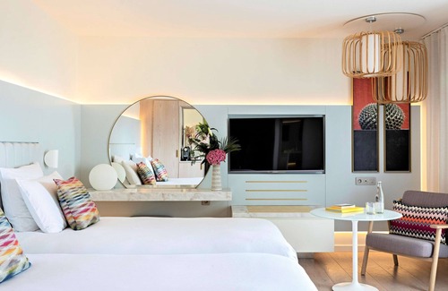 Cannes City Centre Hotel | Croisette Beach Hotel Cannes - MGallery Collection
