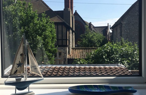 Cromer Cabaña | Cromer Flint Cottage, a pocos pasos del paseo marítimo y las tiendas, wi-fi gratuito, se admiten perros