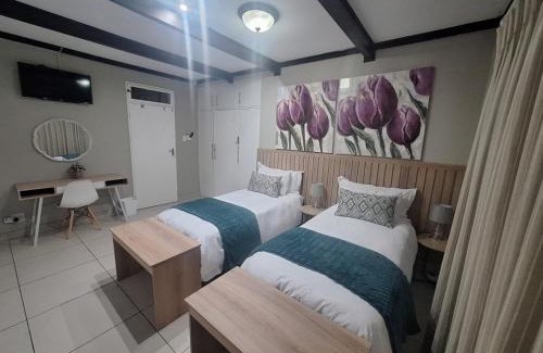 Kimberley Casa | Cronin Luxury accommodation Room 4