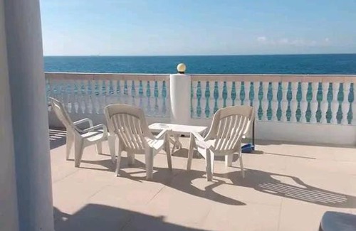 Oslob Cama Y Desayuno | Cronin Residence