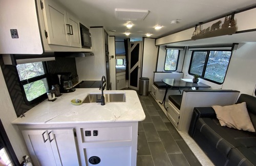 Deadwood Casa | Crook Mountain View rental