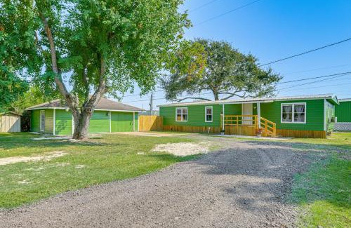 Crosby Casa | Crosby Huffman Hideaway Serene Escape with Yard