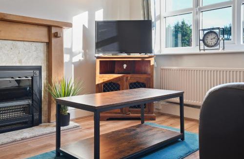 Macclesfield Casa | Cross Cottage by YourStays - 2 Bedroom Cottage in Macclesfield