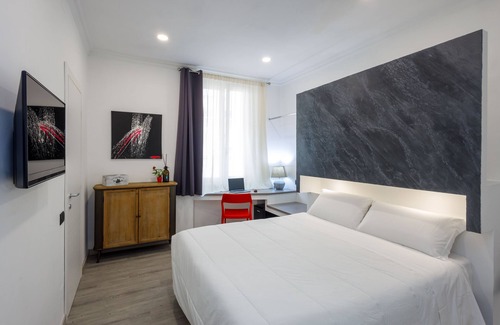 Aventine Hotel | Crossroad Hotel