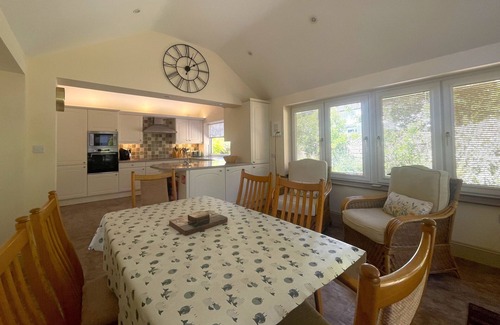 Keswick Cabaña | Crosthwaite Gardens - a house that sleeps 6 guests in 3 bedrooms