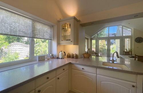 Keswick Cabaña | Crosthwaite Gardens - a house that sleeps 6 guests in 3 bedrooms
