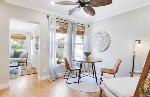 West Palm Beach Casa | Croton Cottage - Downtown WPB guest house