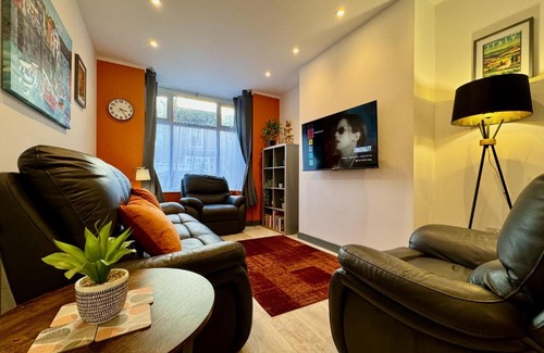 Cleethorpes Casa | Crow Hill House - Great for Contractors or Family Holidays