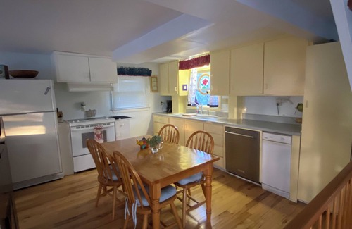 Hendersonville Chalet De Esquí | Crow's Nest Chalet-HendersonvilleNC-McMillan Hidden Valley-Blue Ridge Mtn Views!