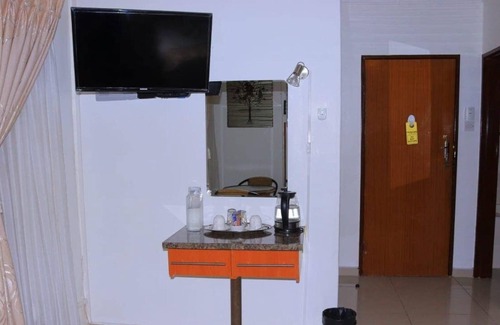 Francistown Casa | Crown Bed & Breakfast