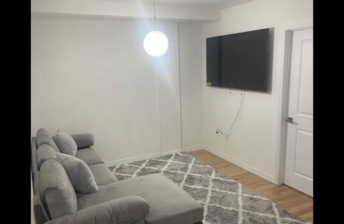 East Flatbush Apartamento | Crown height 3 Bedroom Townhouse