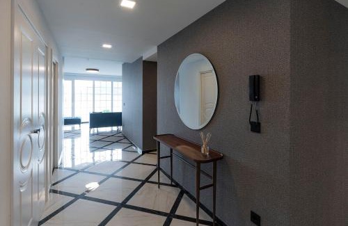 San Sebastian Centro Apartamento | Crown of La Concha Beach