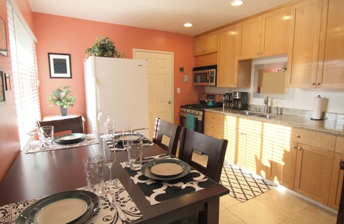 Crown Point Apartamento | Bahías y Breezes en Mission Bay!