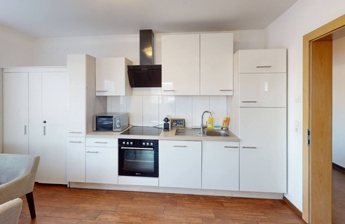 Dornbirn Apartamento | Crown : Tolles Appartment - Küche - Parkplatz