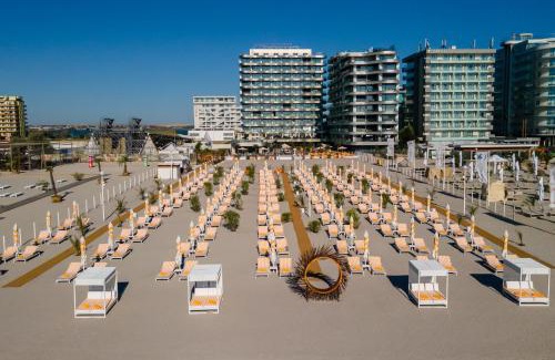 Constanta Hotel | Crowne Plaza Constanta - Mamaia Beach by IHG