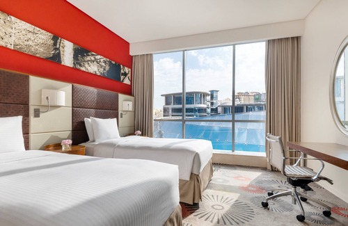 Doha Hotel | Crowne Plaza Doha - The Business Park by IHG