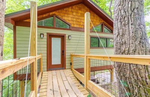 Marshall Otro | Crows Nest Luxury Near Asheville