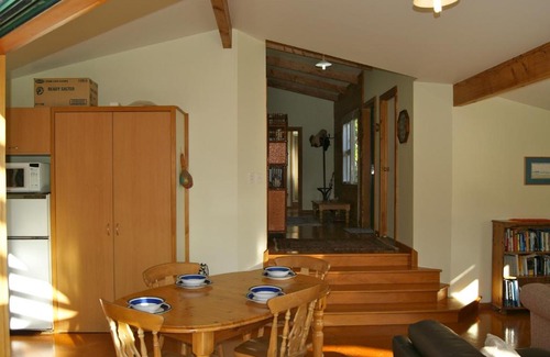 Tata Beach Casa | Crows Nest - Tata Beach Holiday Home
