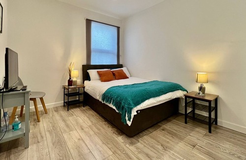 Broad Green Casa | Croydon City Centre Luxurious Double Room With En-suite 4
