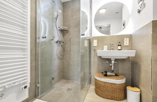 Regensburg Apartamento | cruwzo I Regensburg Towers - Design Apartments