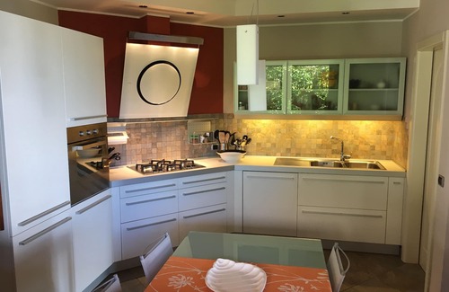 Pulciano Casa | Cryss View - Lujoso apartamento con vista al lago