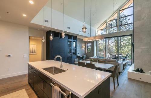 Crystal Bay Apartamento | Crystal Bay Penthouse 301 condo