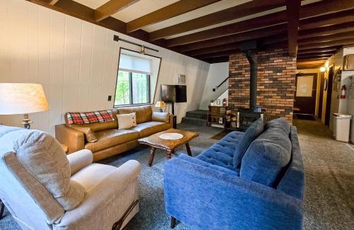 Thompsonville Casa | Crystal Chalet
