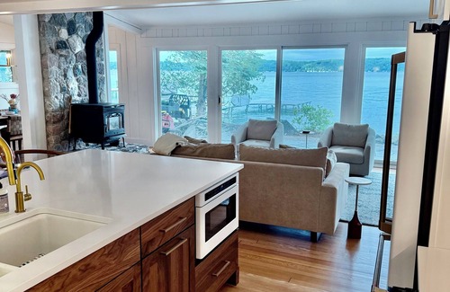 Frankfort Casa | Crystal Lake Effect - Private Direct Lakefront!