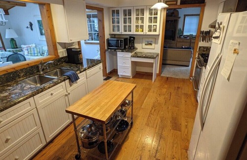 Frankfort Casa | Crystal Lake Paradise - Gorgeous Lakefront Luxury!