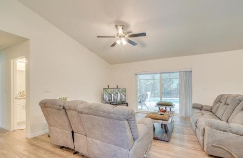 Crystal River Casa | Crystal River Home with Lanai and Hot Tub