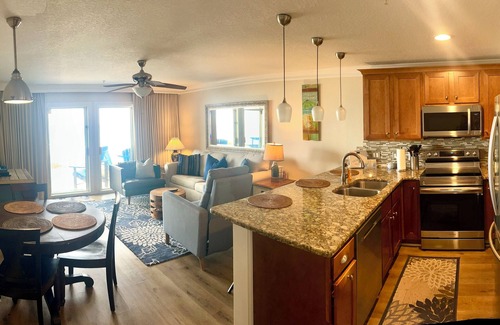 Crystal Beach Condominio | CRYSTAL SANDS 115A OPEN + Cancelación AUG 10-24 en la playa + BCH SVC