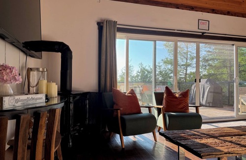 Northern Bruce Peninsula Cabaña | Crystal Water Retreat includes 6 Kayaks