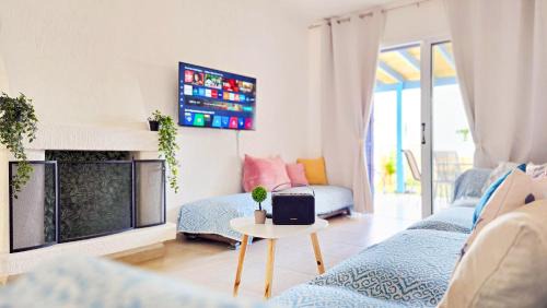 Chlorakas Casa | CSS Calm Smart Superior 2BD with Private Yard
