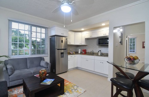 Molynes Gardens Casa | CTBH @ Gardens of Blissett # 2 [2-Bedroom]