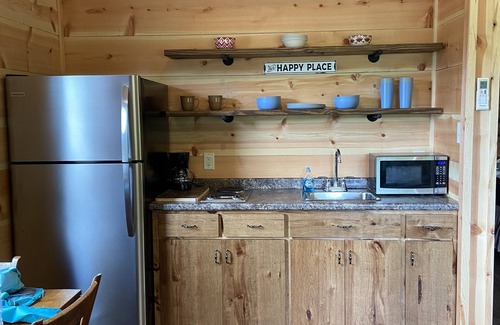Mount Ida Casa | Cub Cabin has Star Gazing for Outdoor Lovers. No Pets Allowed