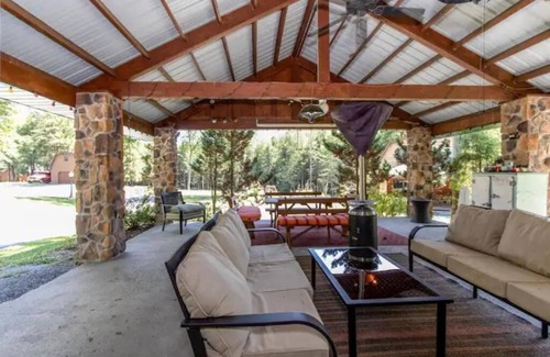 Clearfield Cabina | Cub Cabin @ The Bear's Den