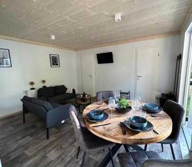 Zennewijnen Chalet De Esquí | Cube