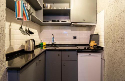 Emin Sinan Apartamento | Cube Suites