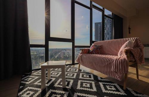 Tebrau Apartamento | CUBE8TEEN#Austin Central #Walk to Little Paris