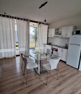 General Roca Apartamento | Cubil Azul. Casa conteiner 2 dormitorios