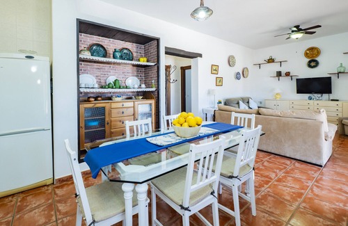 Alhaurín de la Torre Cabaña | Cubo's Finca La Viña Angulo / Piscina privada / wifi / aire acondicionado / parking / jardin privado